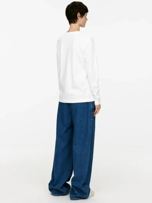 Long-Sleeved T-Shirt