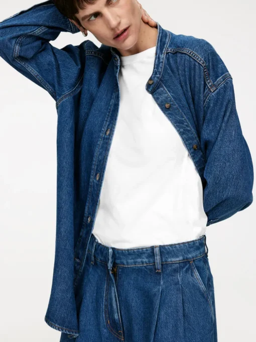 Long-Sleeved T-Shirt