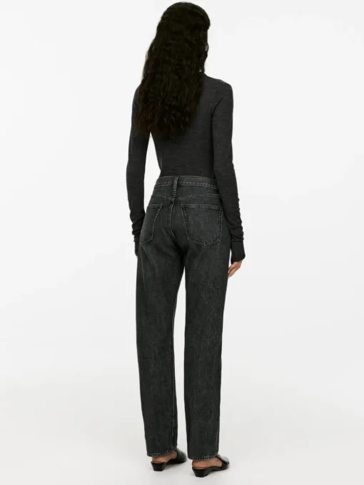 SNOW Slim Straight Jeans